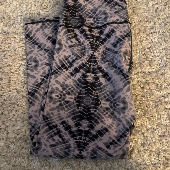 Victoria Sport Black and pink Active Leggings large - Picture 8 of 8